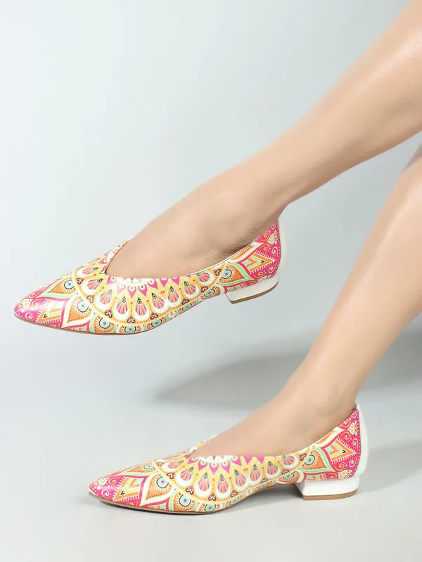 White_Patent_Leather_Flats_For_Women