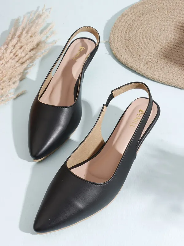 Black_Synthetic_Leather_Heels_For_Women