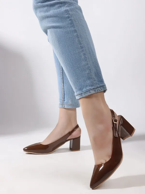Brown_Patent_Leather_Heels_For_Women