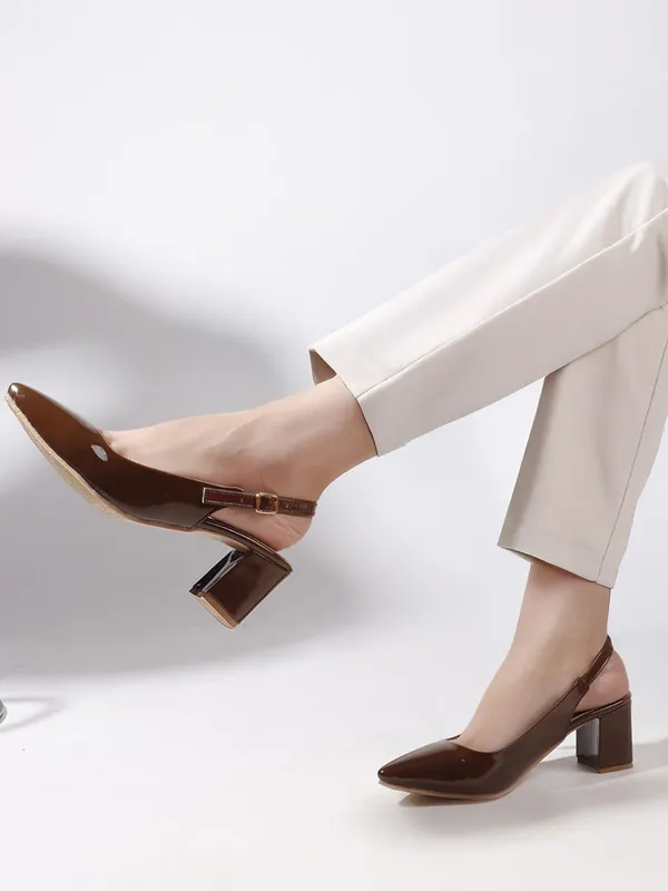 Brown_Patent_Leather_Heels_For_Women