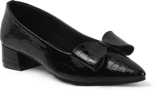Black_Synthetic_Leather_Heels_For_Women