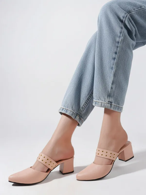 Pink_Synthetic_Leather_Heels_For_Women