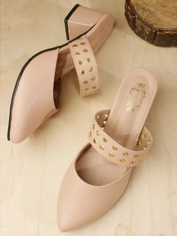 Pink_Synthetic_Leather_Heels_For_Women