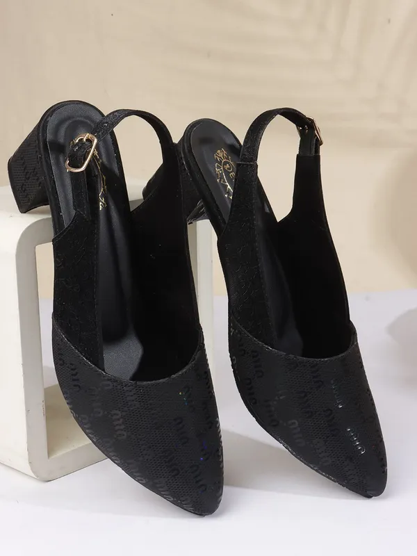 Black_Synthetic_Leather_Heels_For_Women