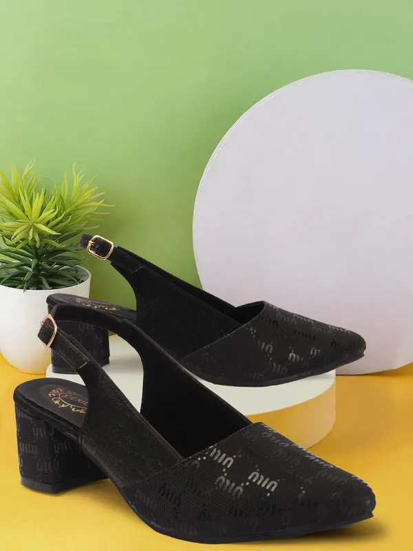 Black_Synthetic_Leather_Heels_For_Women