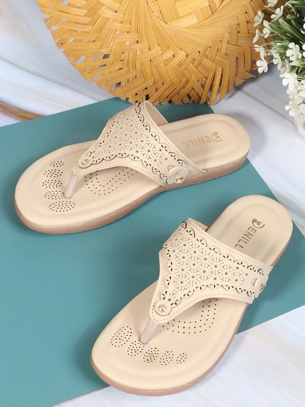 Beige_Synthetic_Leather_Flats_For_Women