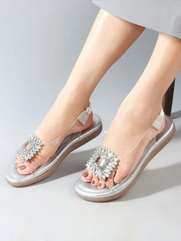 Grey_Synthetic_Leather_Flats_For_Women