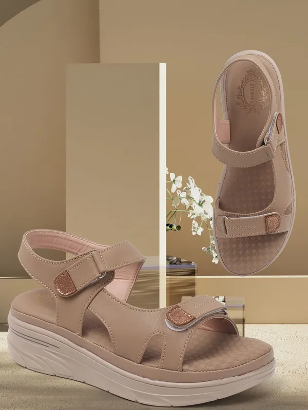 Beige_Synthetic_Leather_Flats_For_Women