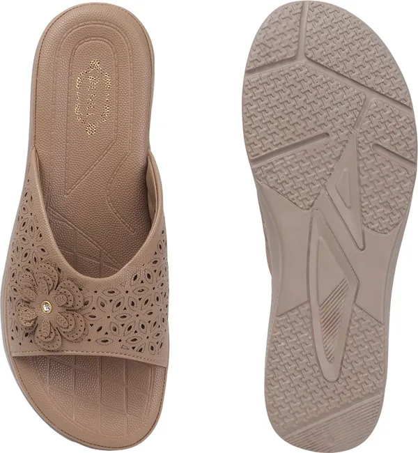 Beige_Synthetic_Leather_Flats_For_Women
