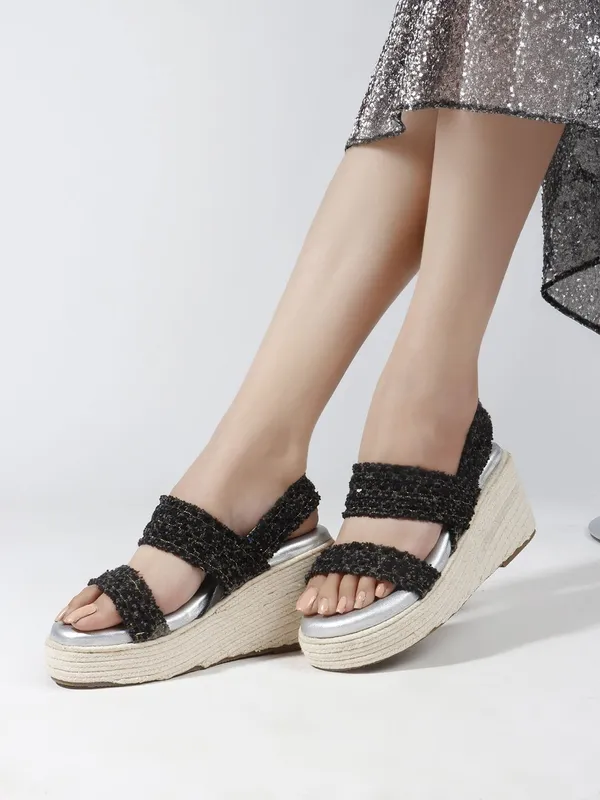 Black_Fabric_Heels_For_Women