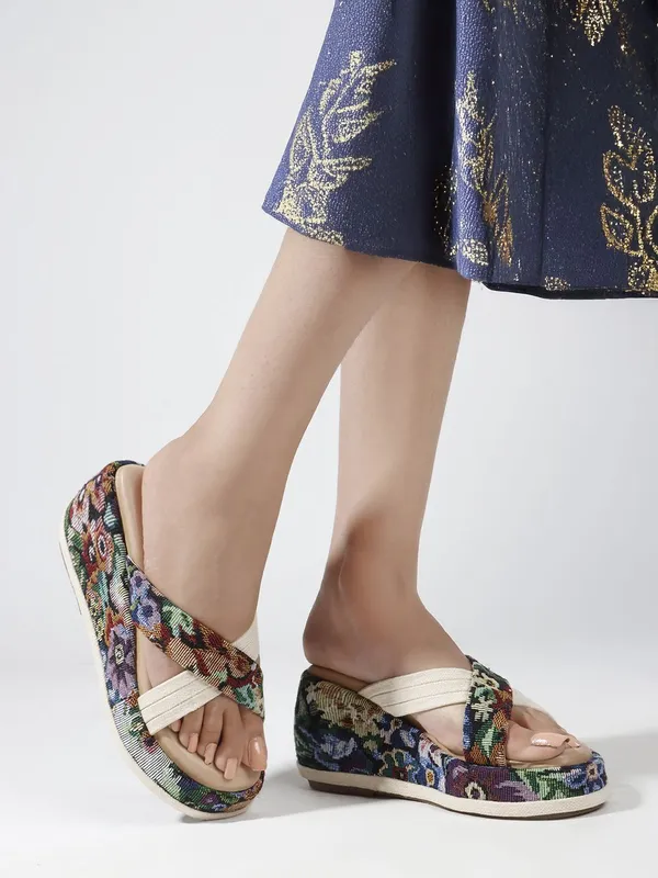 Beige_Fabric_Heels_For_Women