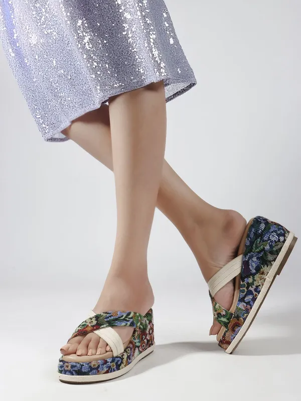 Beige_Fabric_Heels_For_Women