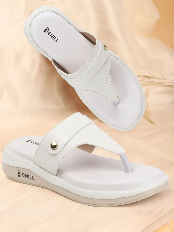 White_Synthetic_Leather_Heels_For_Women