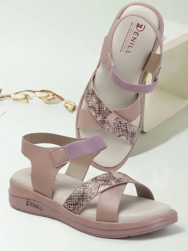 Pink_Synthetic_Leather_Wedges_For_Women