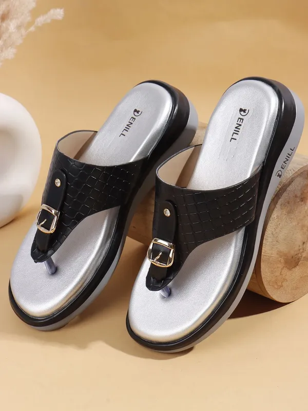 Black_Synthetic_Leather_Heels_For_Women