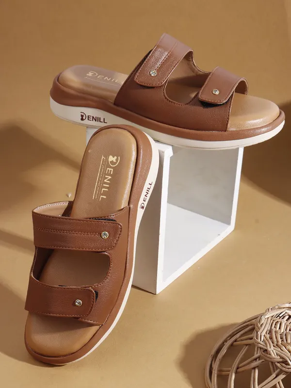 Tan_Synthetic_Leather_Wedges_For_Women
