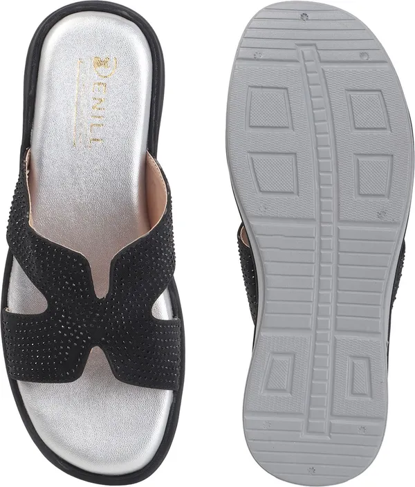 Black_Synthetic_Leather_Wedges_For_Women