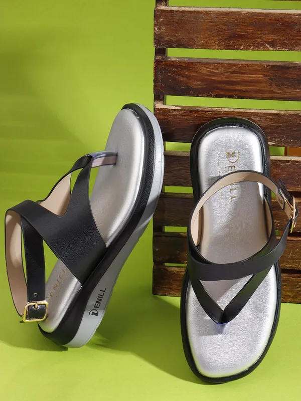Black_Synthetic_Leather_Wedges_For_Women
