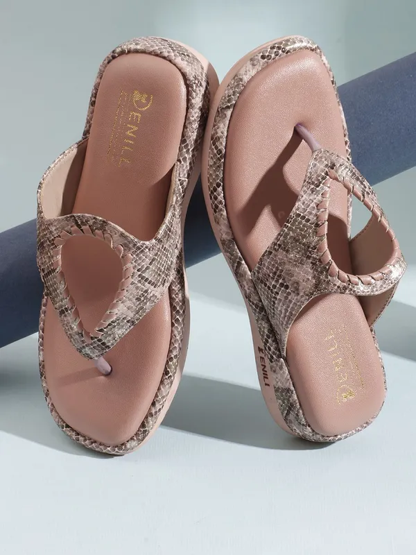 Pink_Synthetic_Leather_Wedges_For_Women