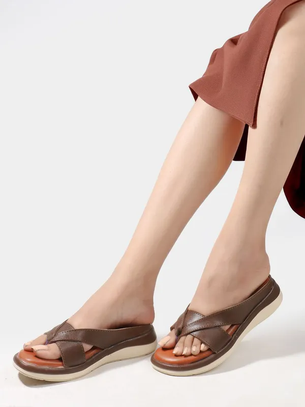 Brown_Synthetic_Leather_Wedges_For_Women