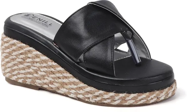 Black_Synthetic_Leather_Wedges_For_Women