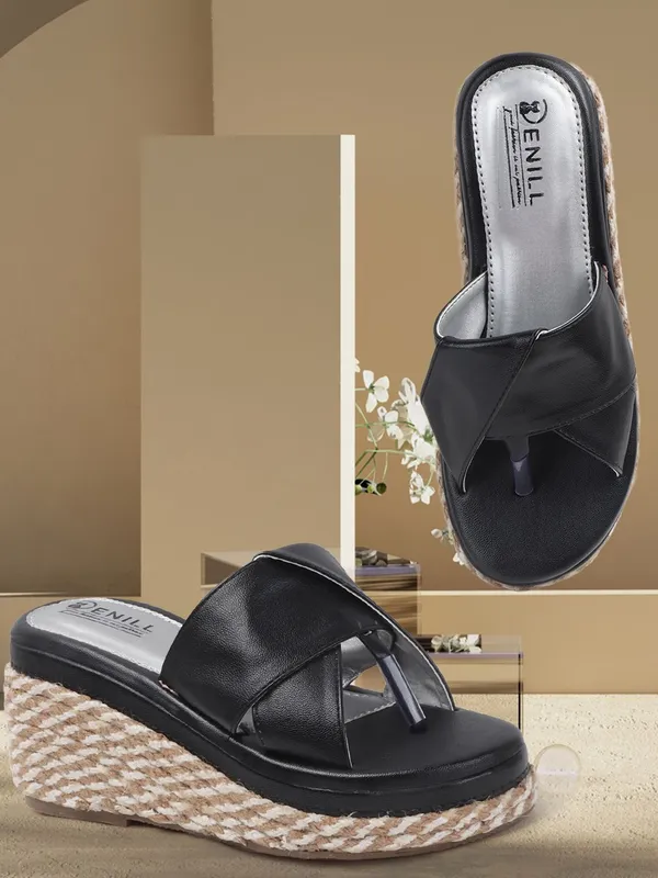 Black_Synthetic_Leather_Wedges_For_Women