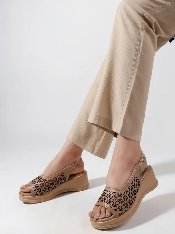 Beige_Synthetic_Leather_Wedges_For_Women