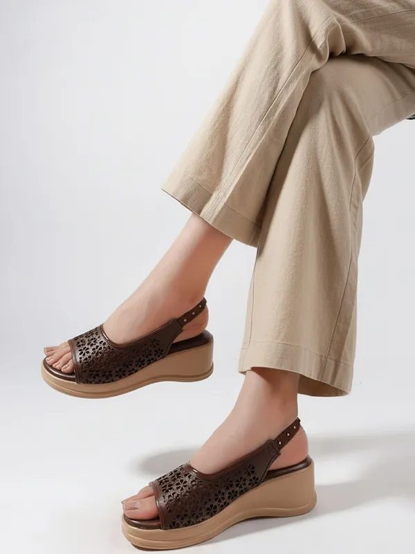 Brown_Synthetic_Leather_Wedges_For_Women