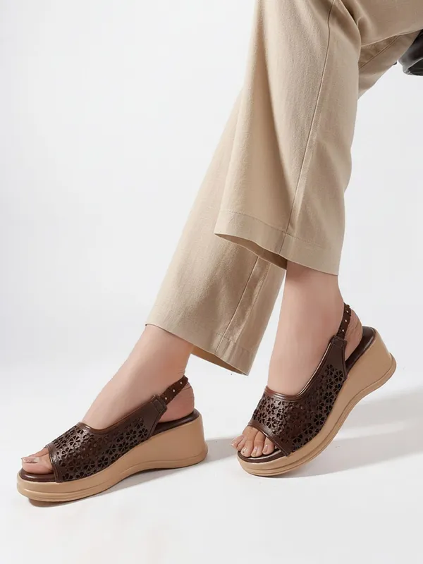 Brown_Synthetic_Leather_Wedges_For_Women