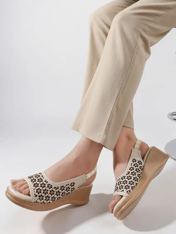 Beige_Synthetic_Leather_Wedges_For_Women
