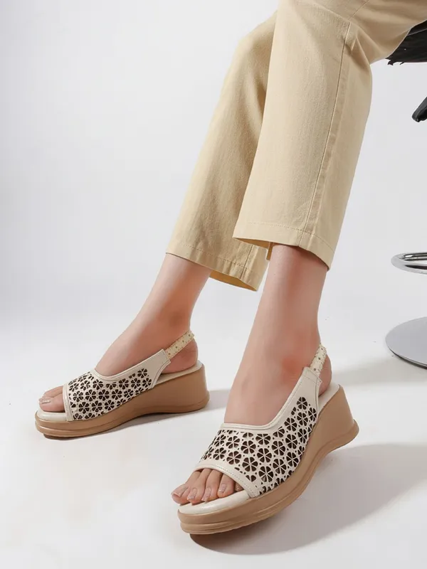 Beige_Synthetic_Leather_Wedges_For_Women