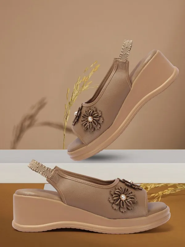 Beige_Synthetic_Leather_Wedges_For_Women