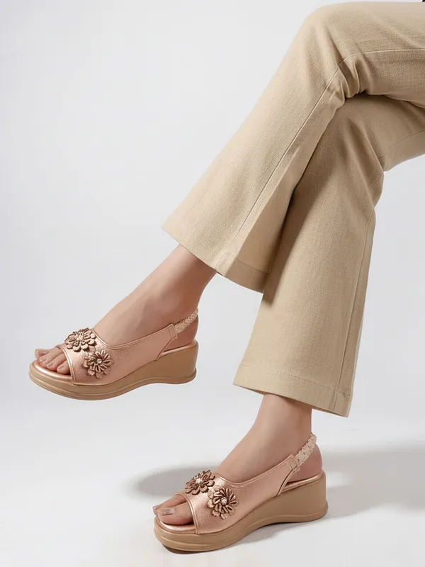 Gold_Synthetic_Leather_Wedges_For_Women