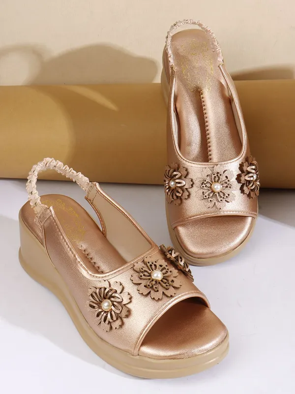 Gold_Synthetic_Leather_Wedges_For_Women