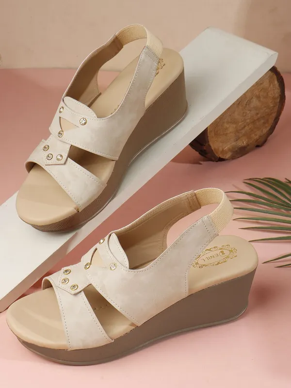 Beige_Synthetic_Leather_Wedges_For_Women