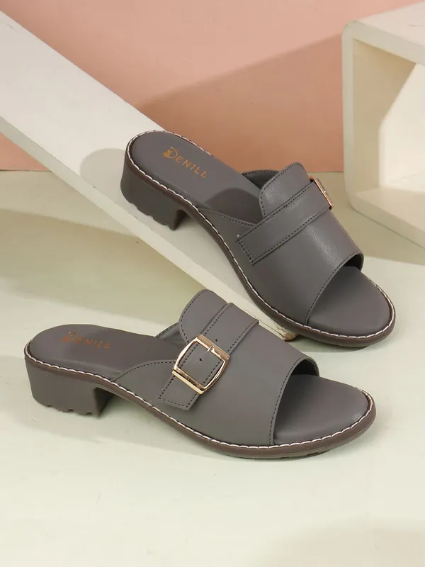 Grey_Synthetic_Leather_Wedges_For_Women