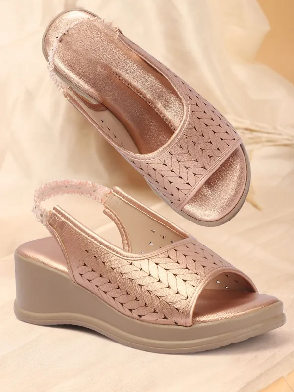 Gold_Synthetic_Leather_Wedges_For_Women