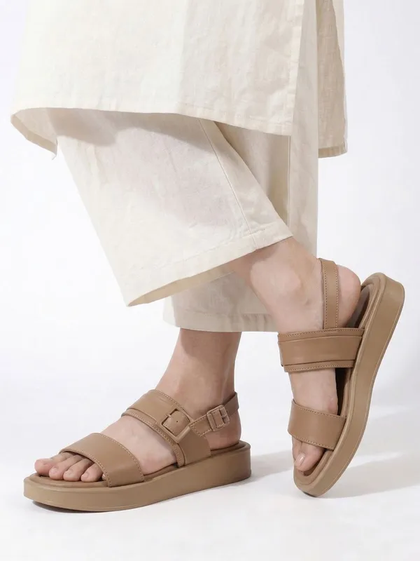 Beige_Synthetic_Leather_Flats_For_Women