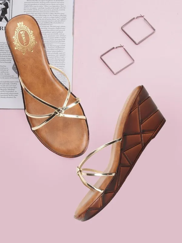 Gold_Synthetic_Leather_Wedges_For_Women