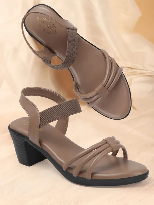 Beige_Synthetic_Leather_Heels_For_Women