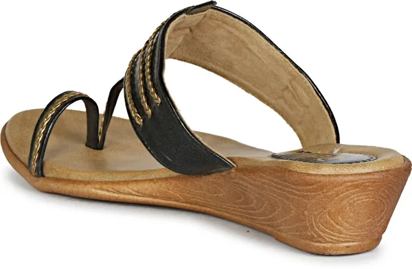 Black_Synthetic_Leather_Wedges_For_Women