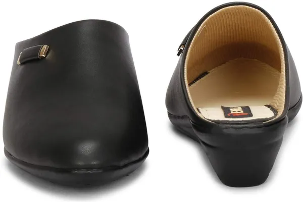 Black_Synthetic_Casuals_For_Women