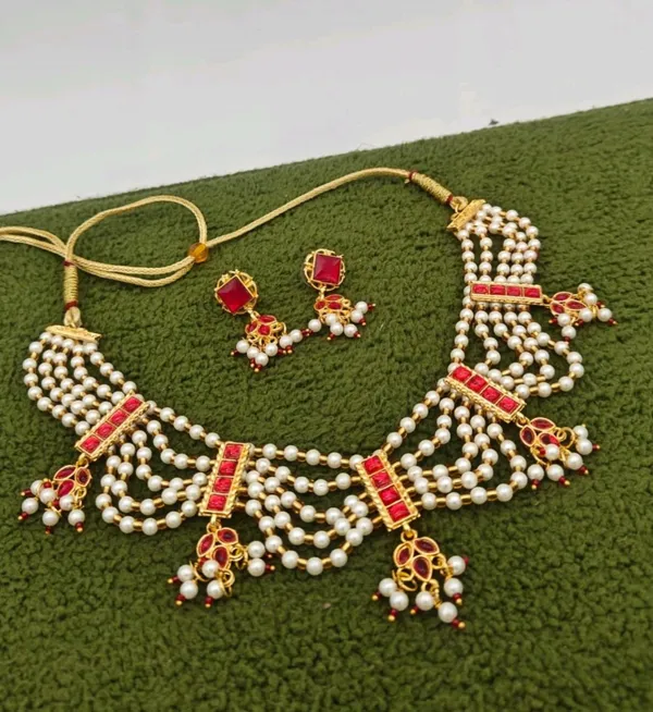 White_,_Green_&_Red_Alloy_Kundan_&_Pearl_Choker_Choker_Necklace_Set_With_Earring_For_Women_&_Girls
