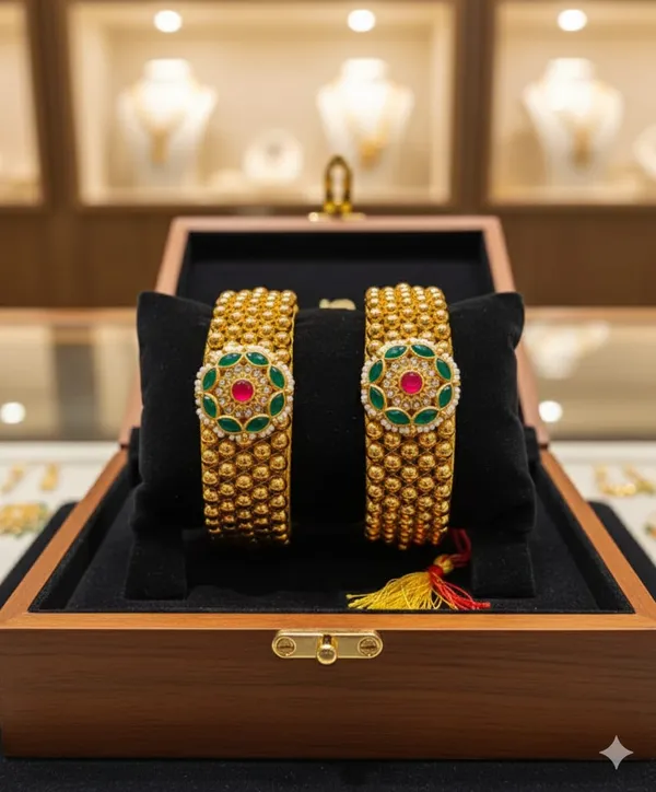Elegant_Traditional_Pochi_Bangles_(Set_of_2)