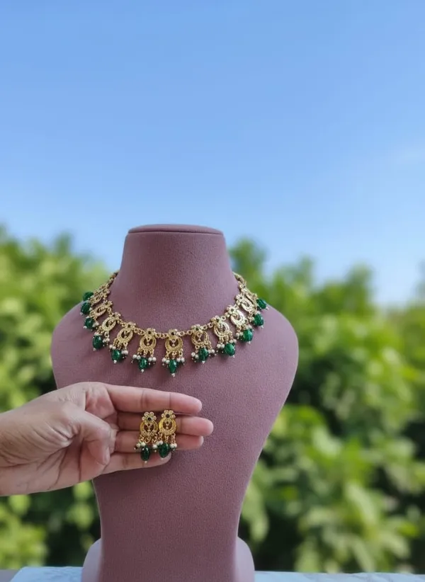 AD_Elegant_Gold-Tone_Necklace_&_Earring_Set_with_Green_Beads_Women_&_Girls