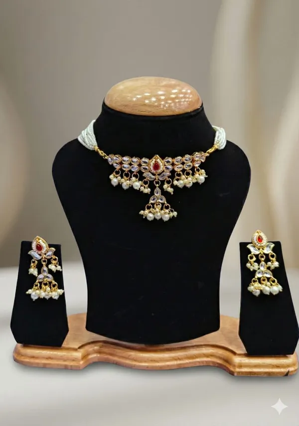 Elegant_Kundan_Pearl_Choker_Necklace_Set_for_Women_and_Girls