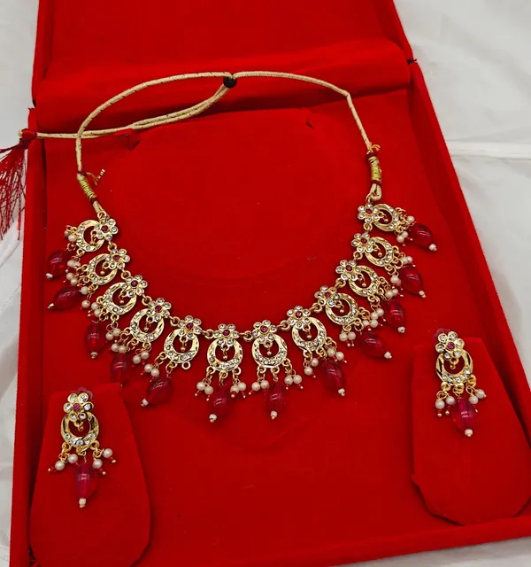 Red_Alloy_Redstone_&_Pearl_Design_Necklace_Set_With_Earring_For_Women_&_Girls