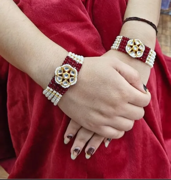 Royal_Ruby_Pearl_Braclet_Rakhi