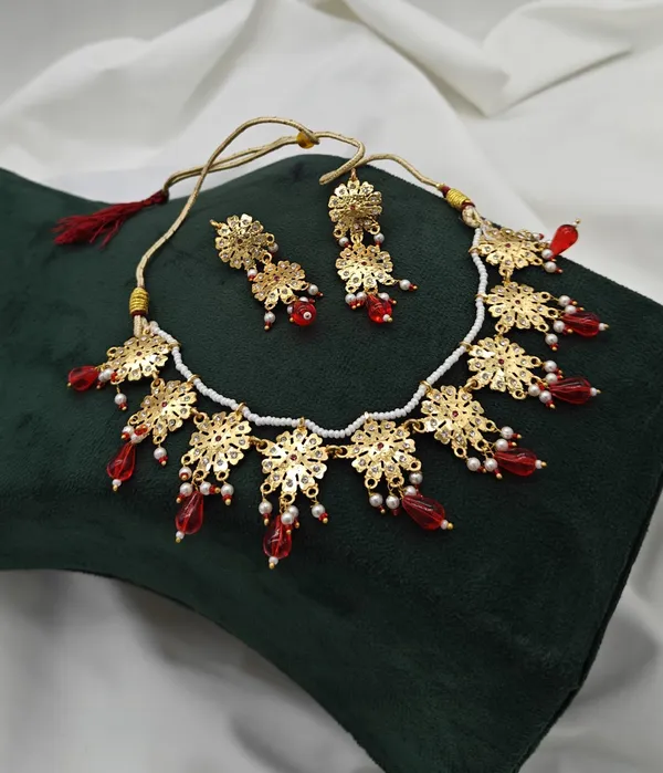 Red_Alloy_Traditional_Choker_With_Red_Beads_Necklace_&_Earrings_Set_For_Women_&_Girls