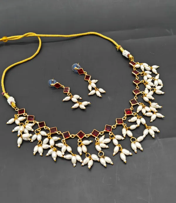 AD_Red_&_White_Alloy_Red_Stone_Squares_With_Pearl_Danglers_Choker_Necklace_Set_With_Earring_For_Women_&_Girls